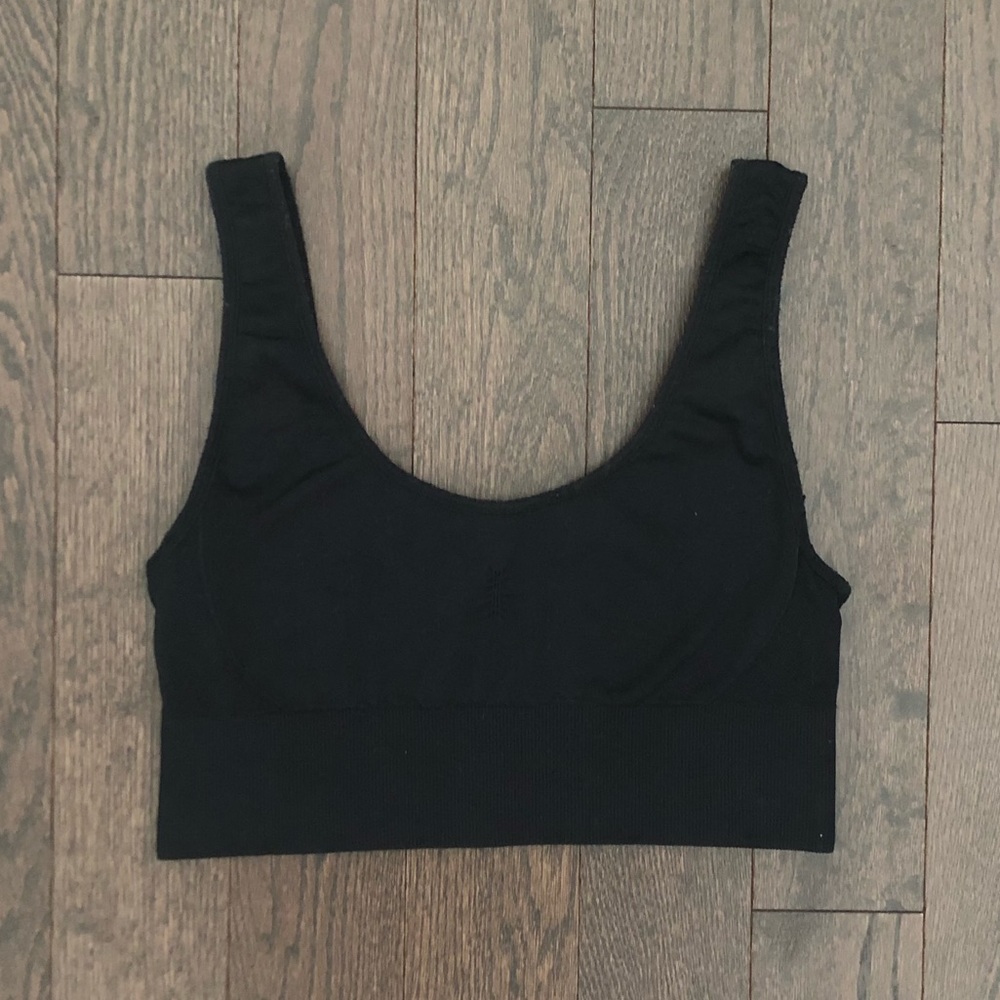Black Sports Bra